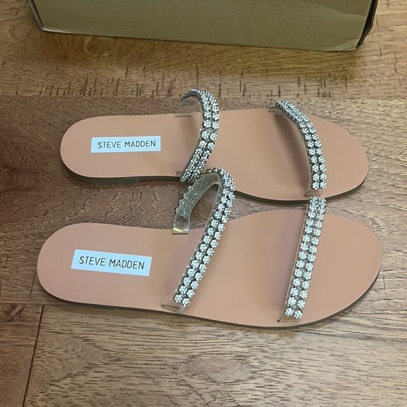 NWT Steve Madden Woman’s Felicia Rhinestone Sandals Size 6.5M - Picture 4 of 7